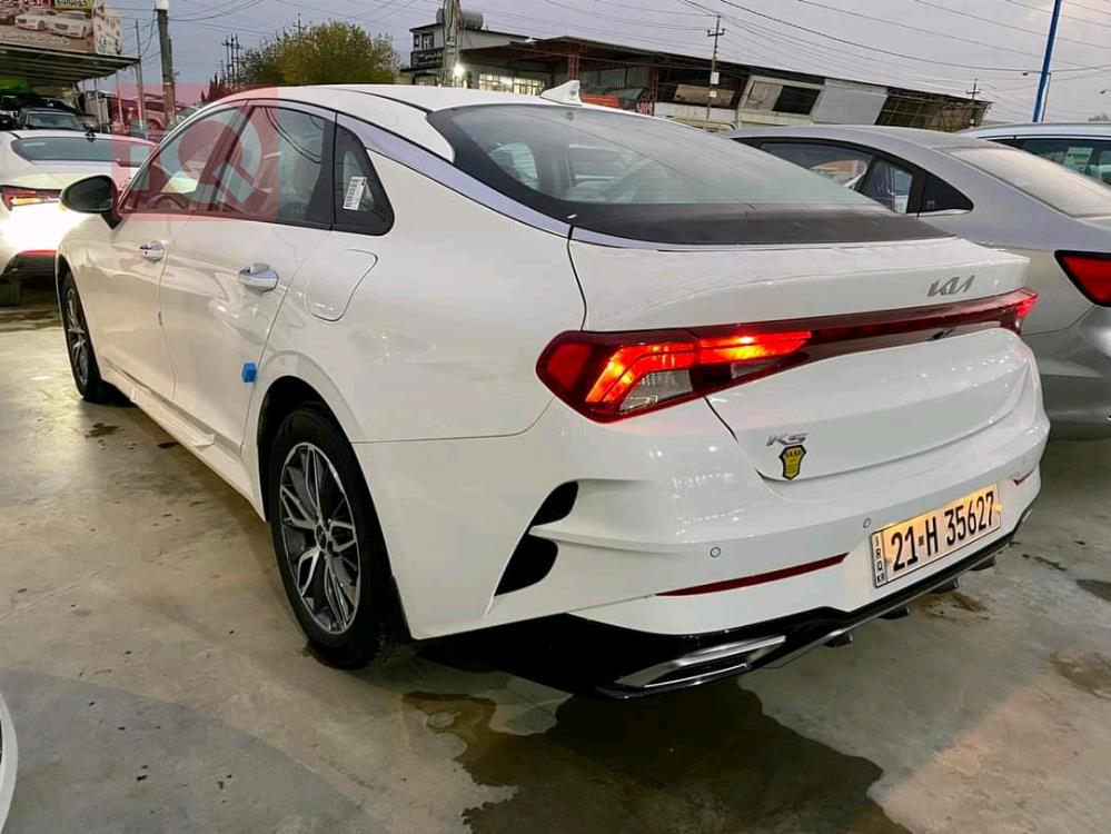 Kia K5